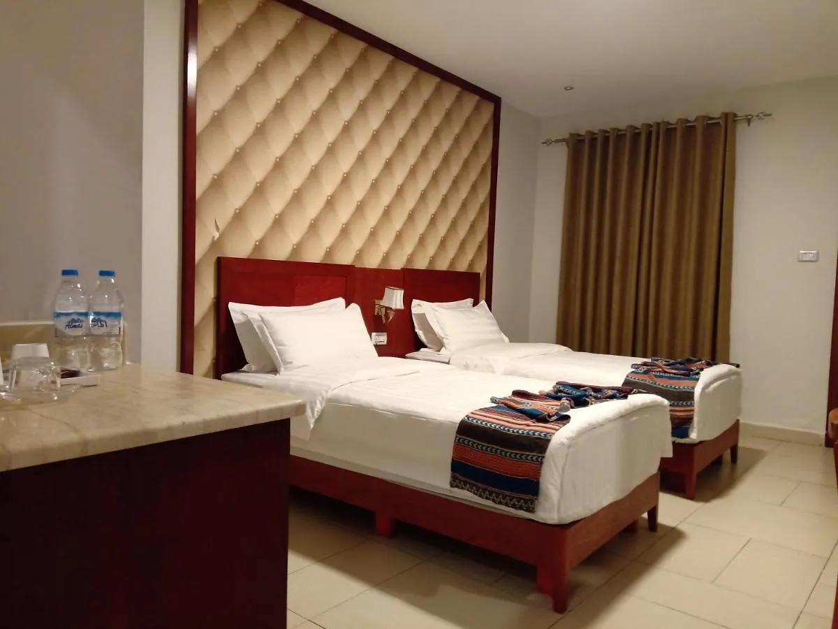 seven7days hotel Akaba